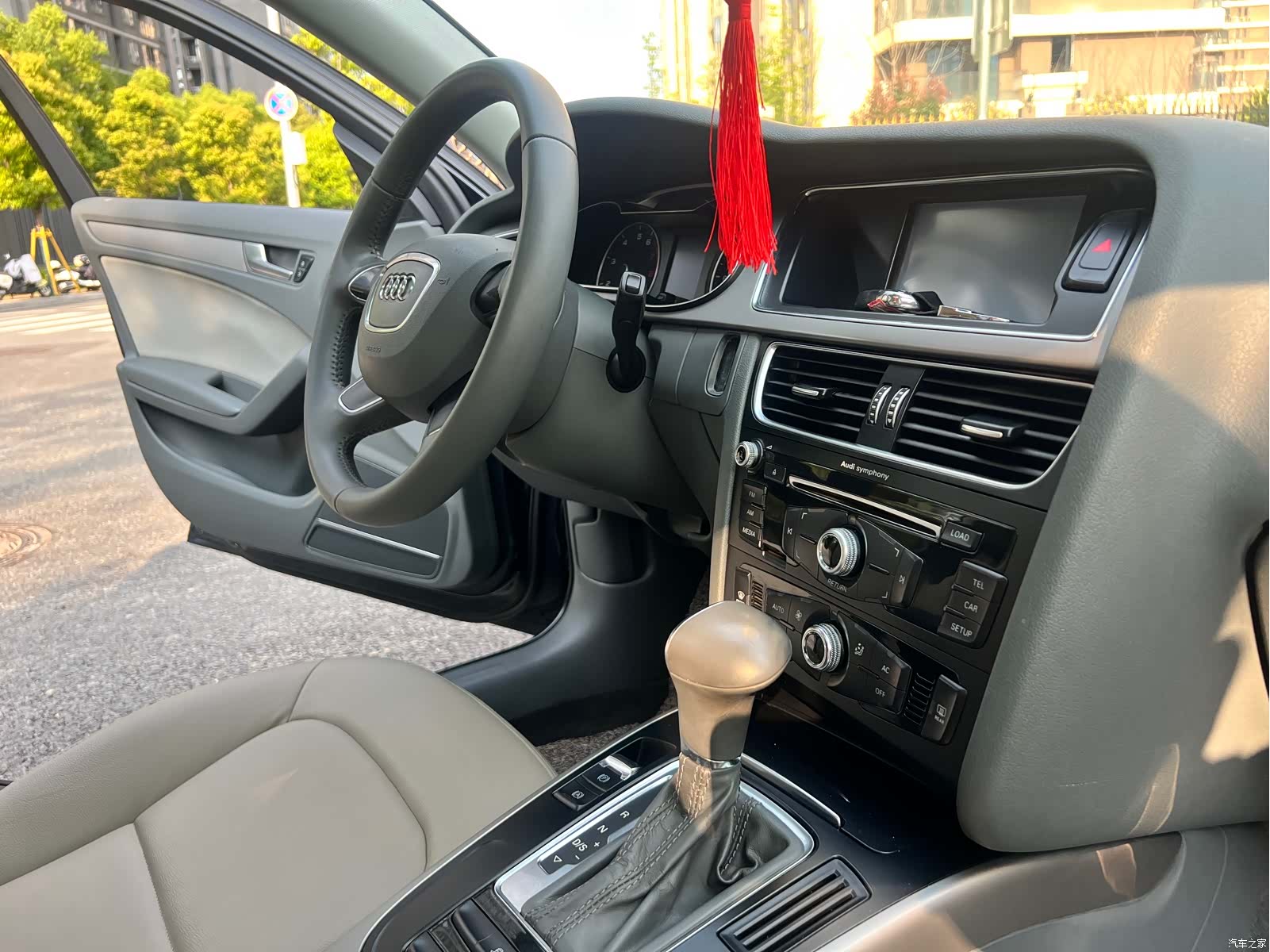 Audi A4L, 2013 12