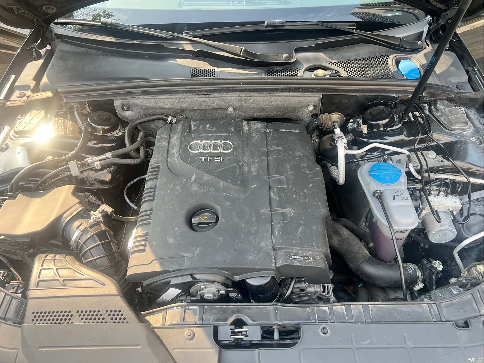 Audi A4L, 2013 24