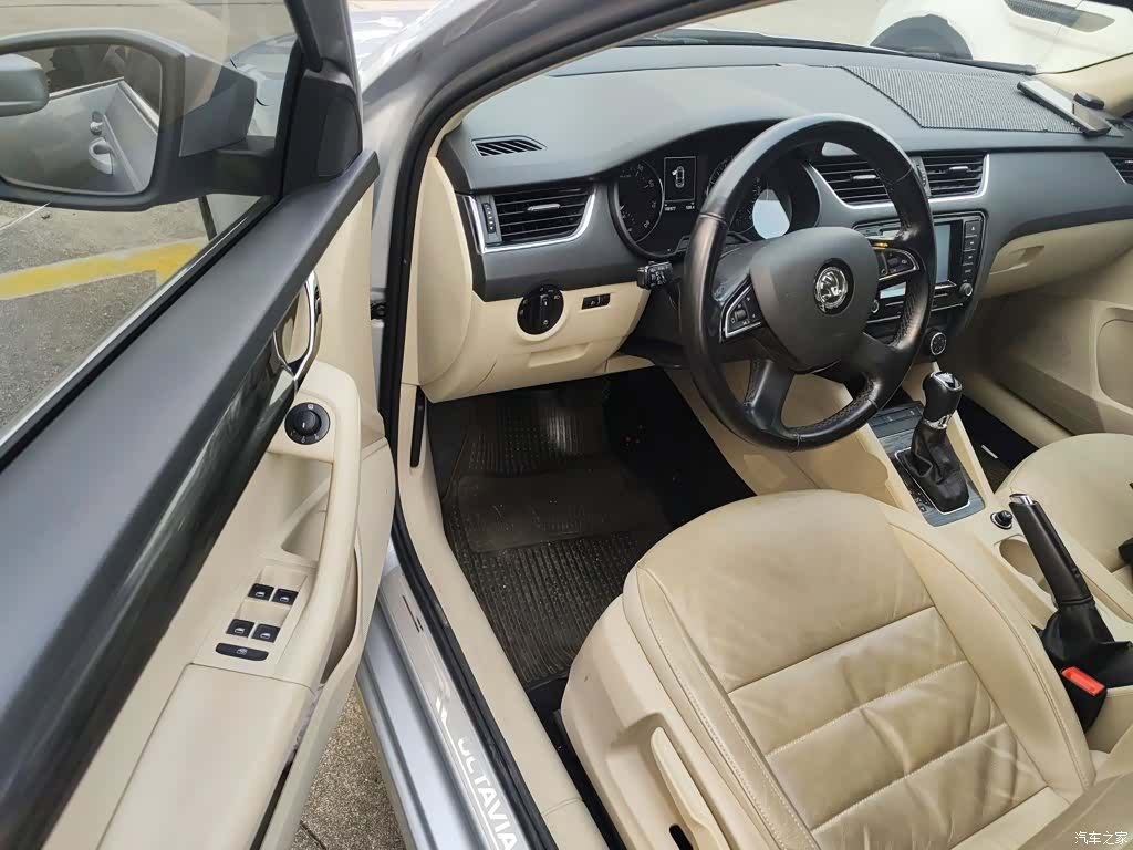 Skoda Octavia, 2014 12