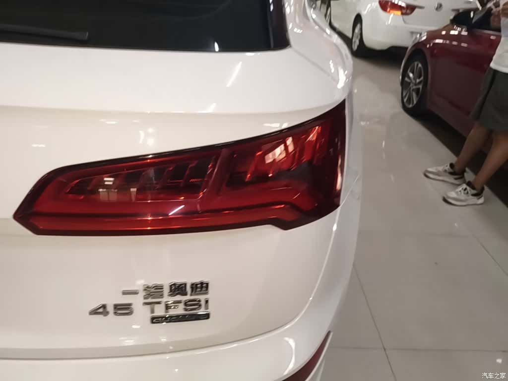 Audi Q5L, 2019 8