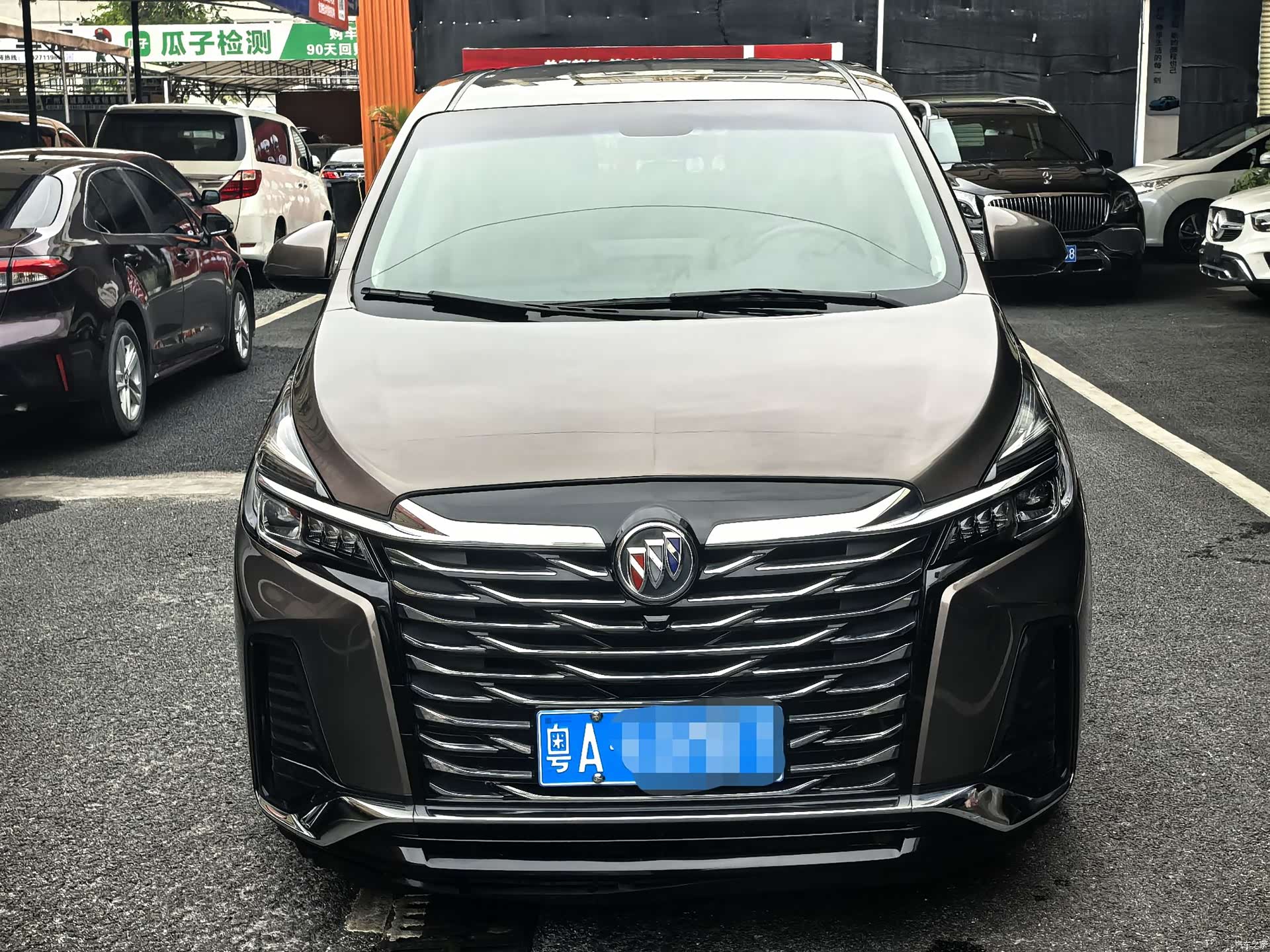 Buick GL8, 2022 все фото