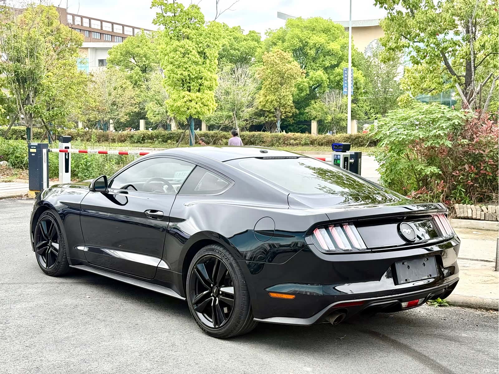 Ford Mustang, 2016 4