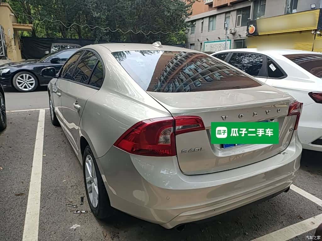 Volvo S60, 2016 все фото