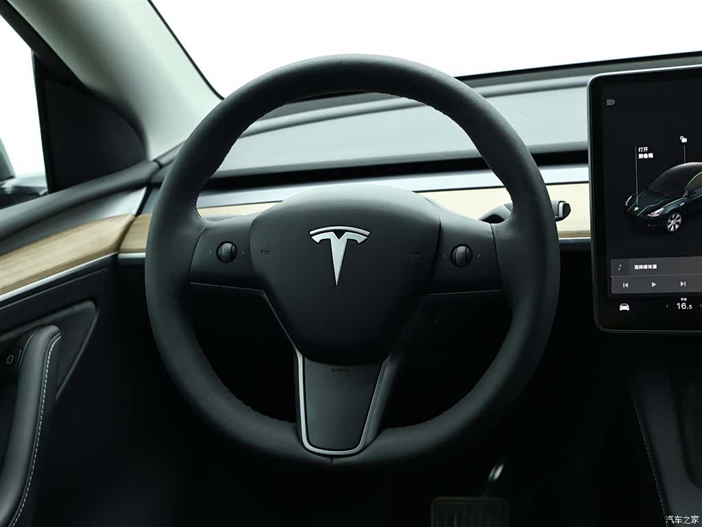 Tesla Model Y, 2021 16
