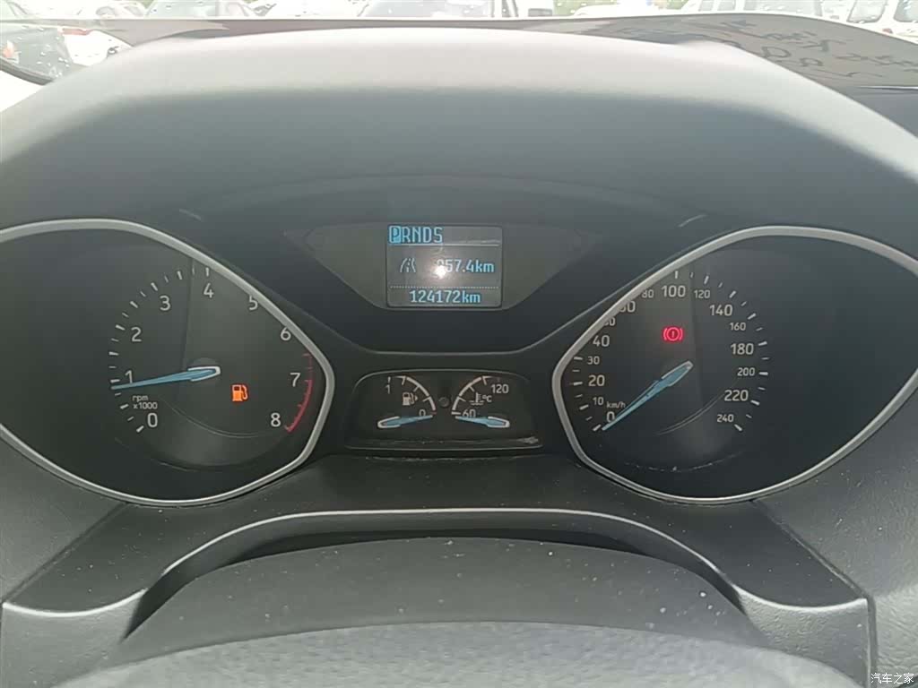 Ford Focus, 2017 12
