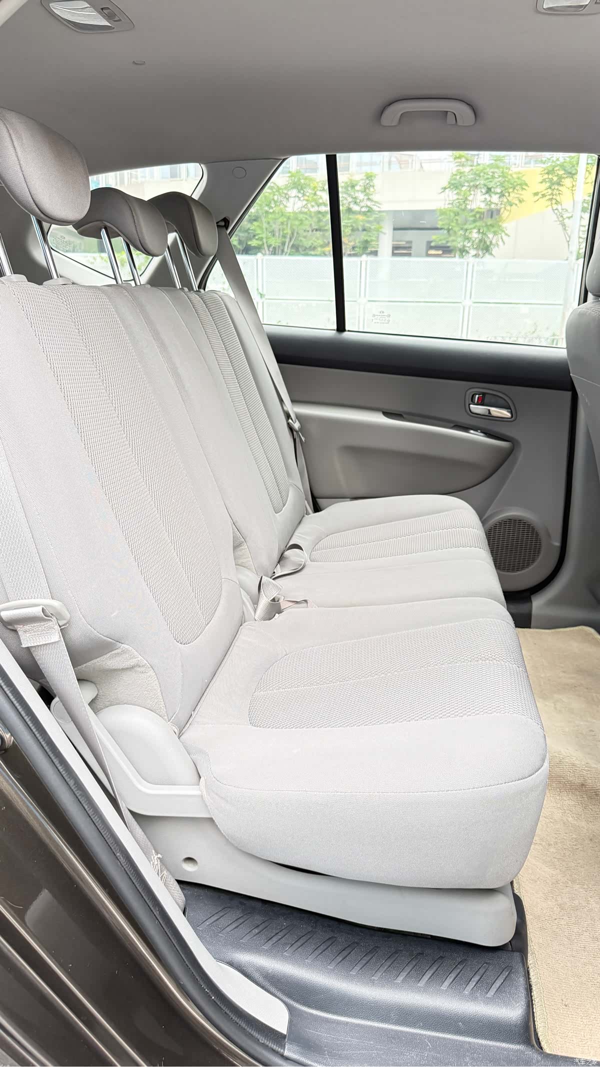 Kia 5, 2011 15
