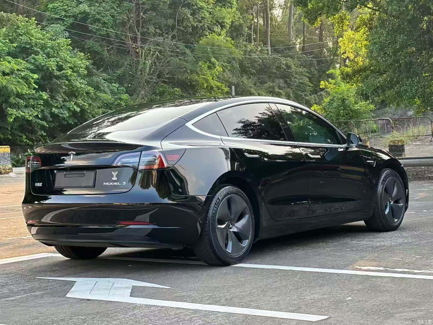 Tesla Model 3, 2020 7