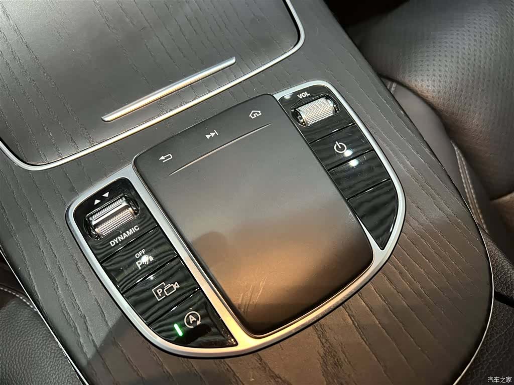 Mercedes-Benz E-Class, 2019 18