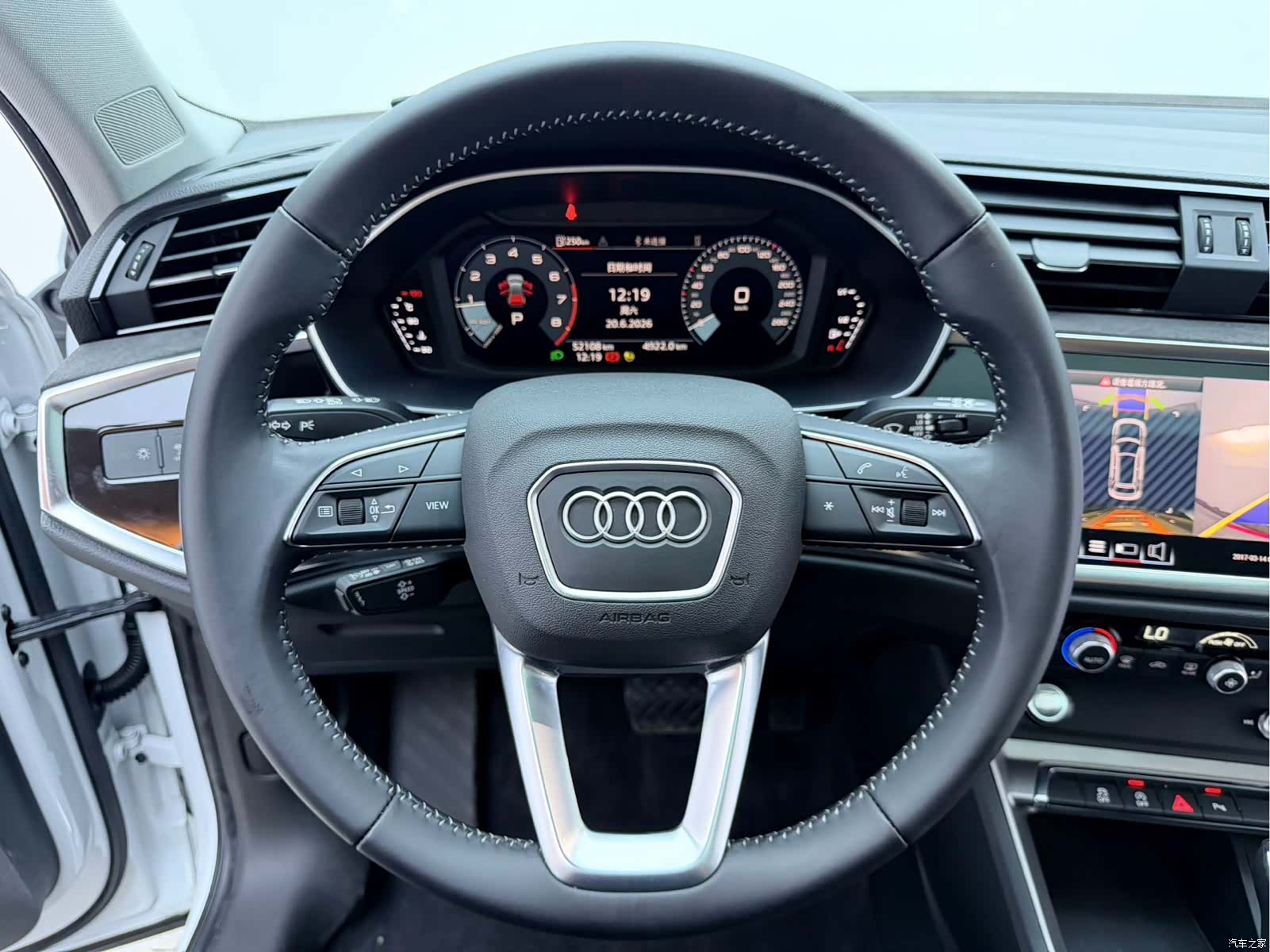 Audi Q3, 2022 8