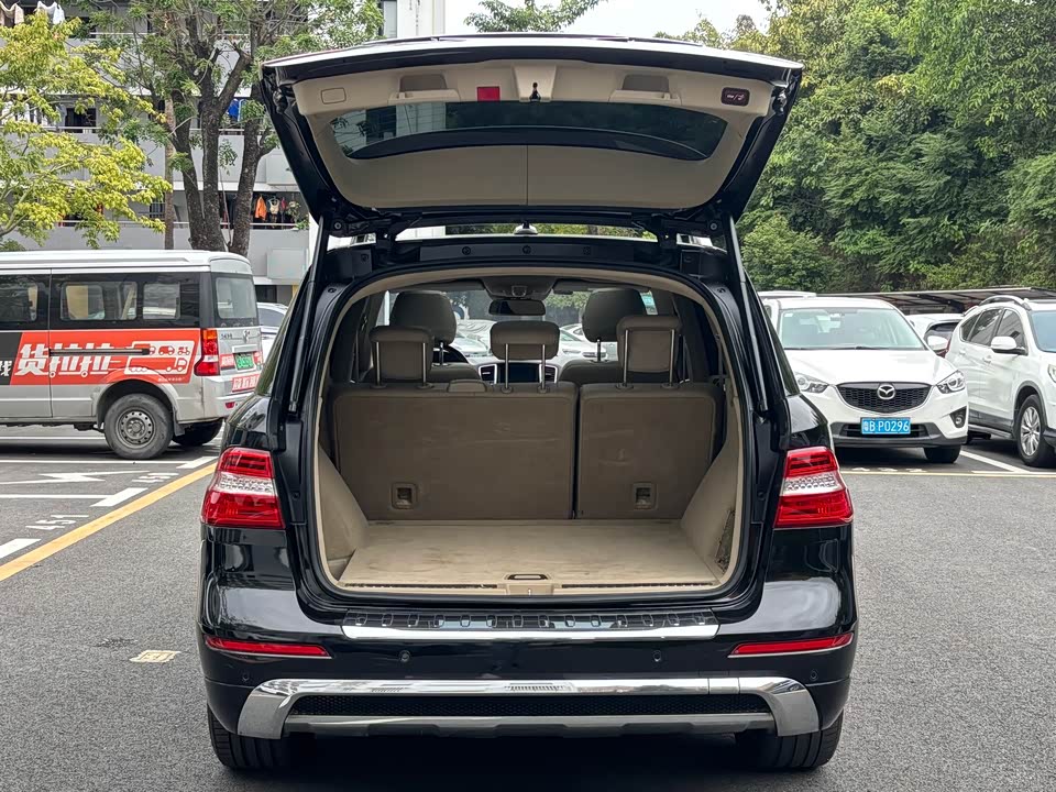 Mercedes-Benz M class