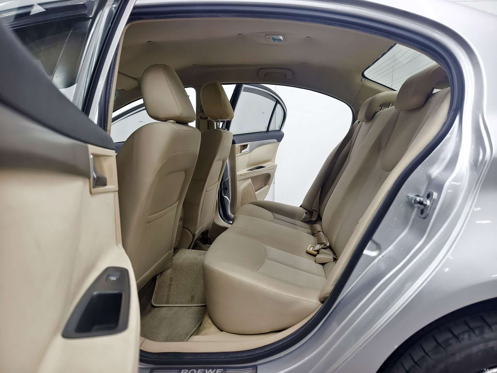 Roewe 350, 2011 12