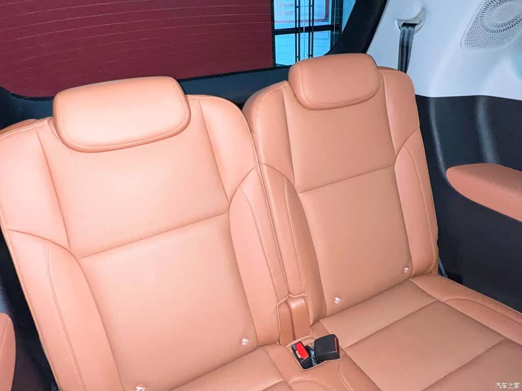 Leapmotor C16, 2025 24