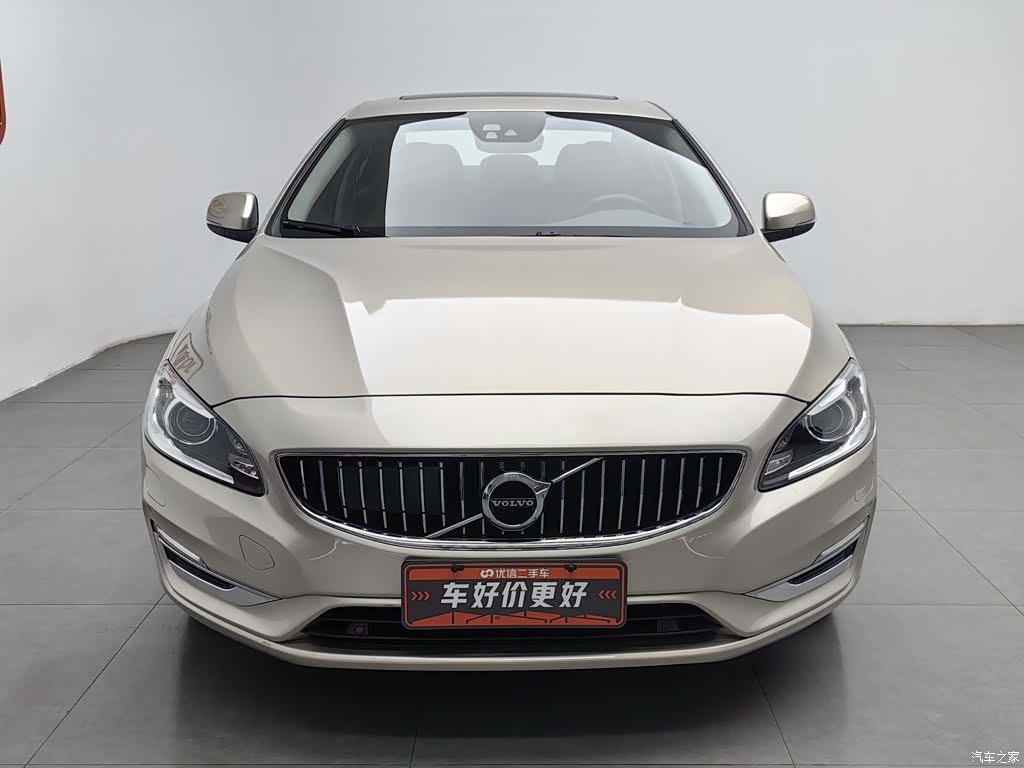 Volvo S60, 2019 3