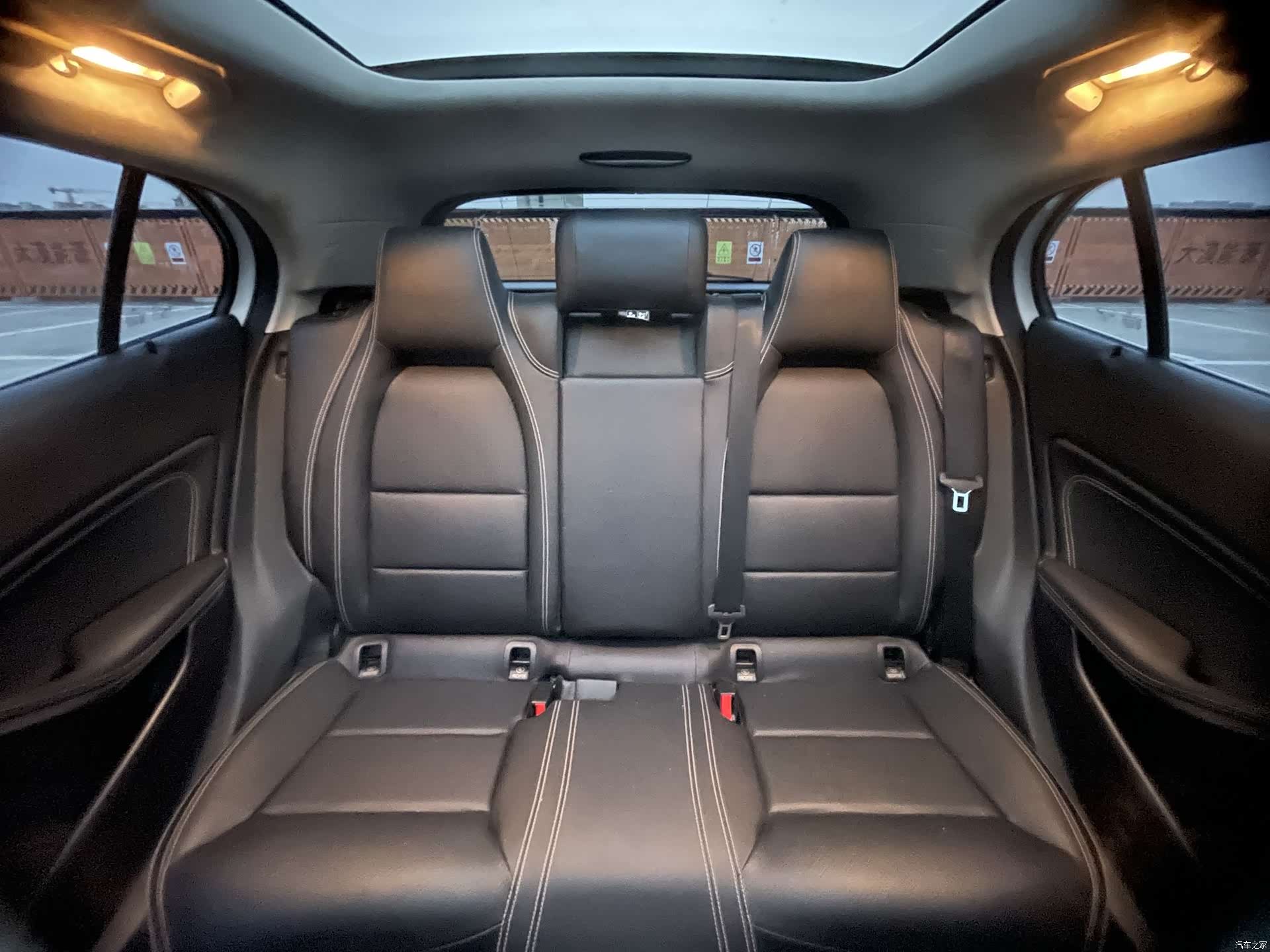 Mercedes-Benz GLA, 2019 12
