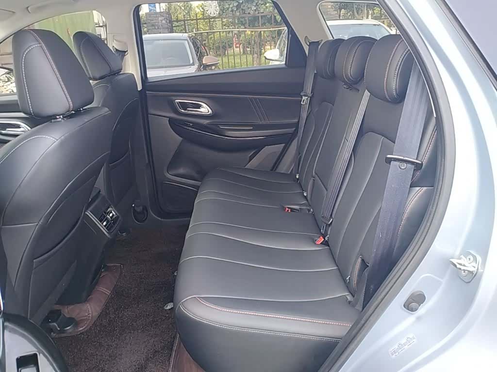 Changan X7, 2022 17