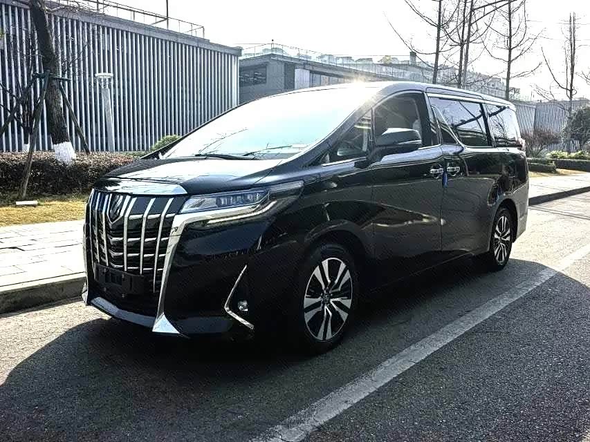 Toyota Alphard 2018 3.5L Luxury