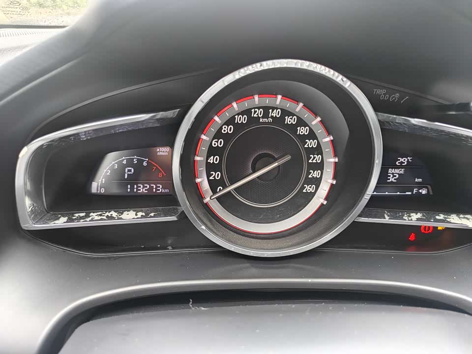Mazda 3 Angkesaila