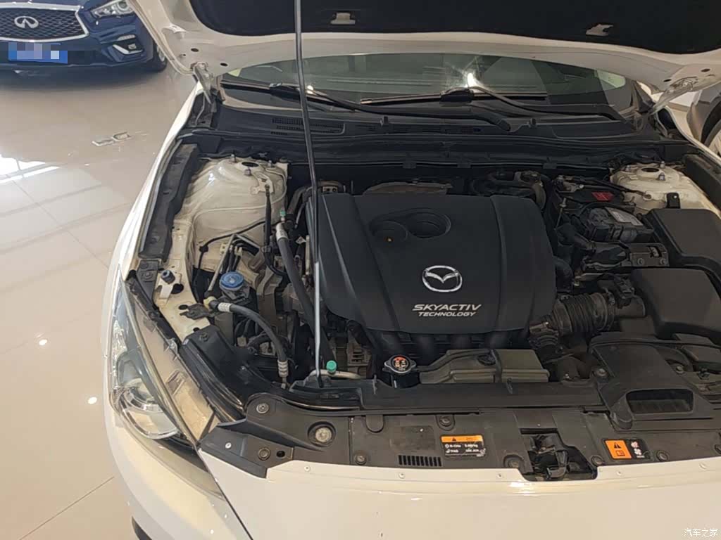Mazda Mazda3, 2015 20