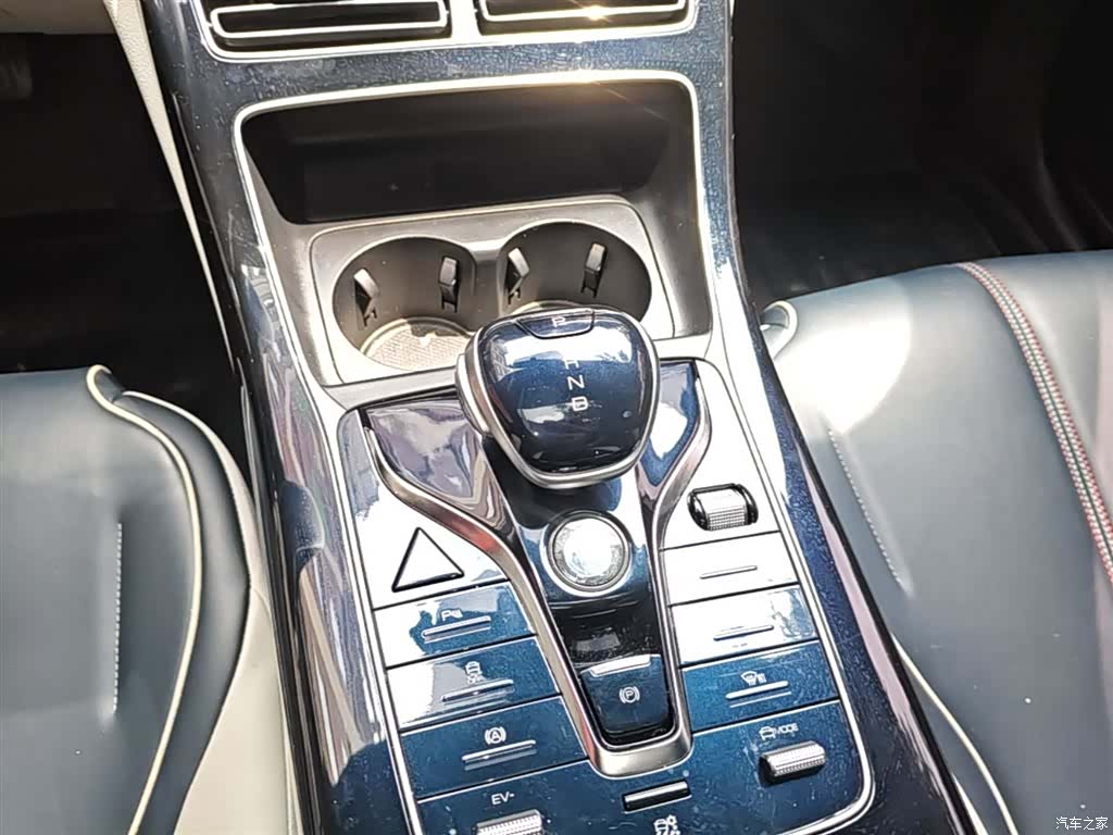 BYD Qin, 2022 14