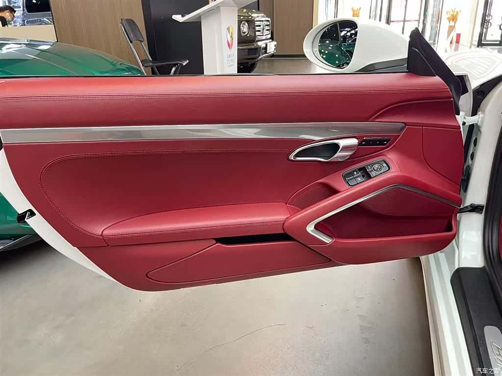 Porsche Boxster, 2020 11