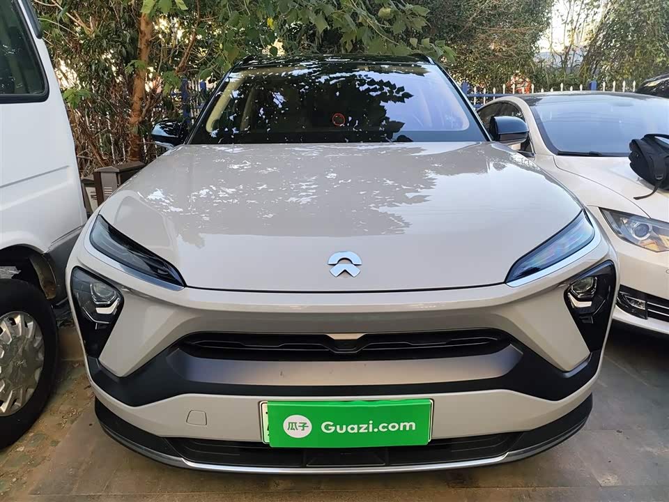 NIO ES6
