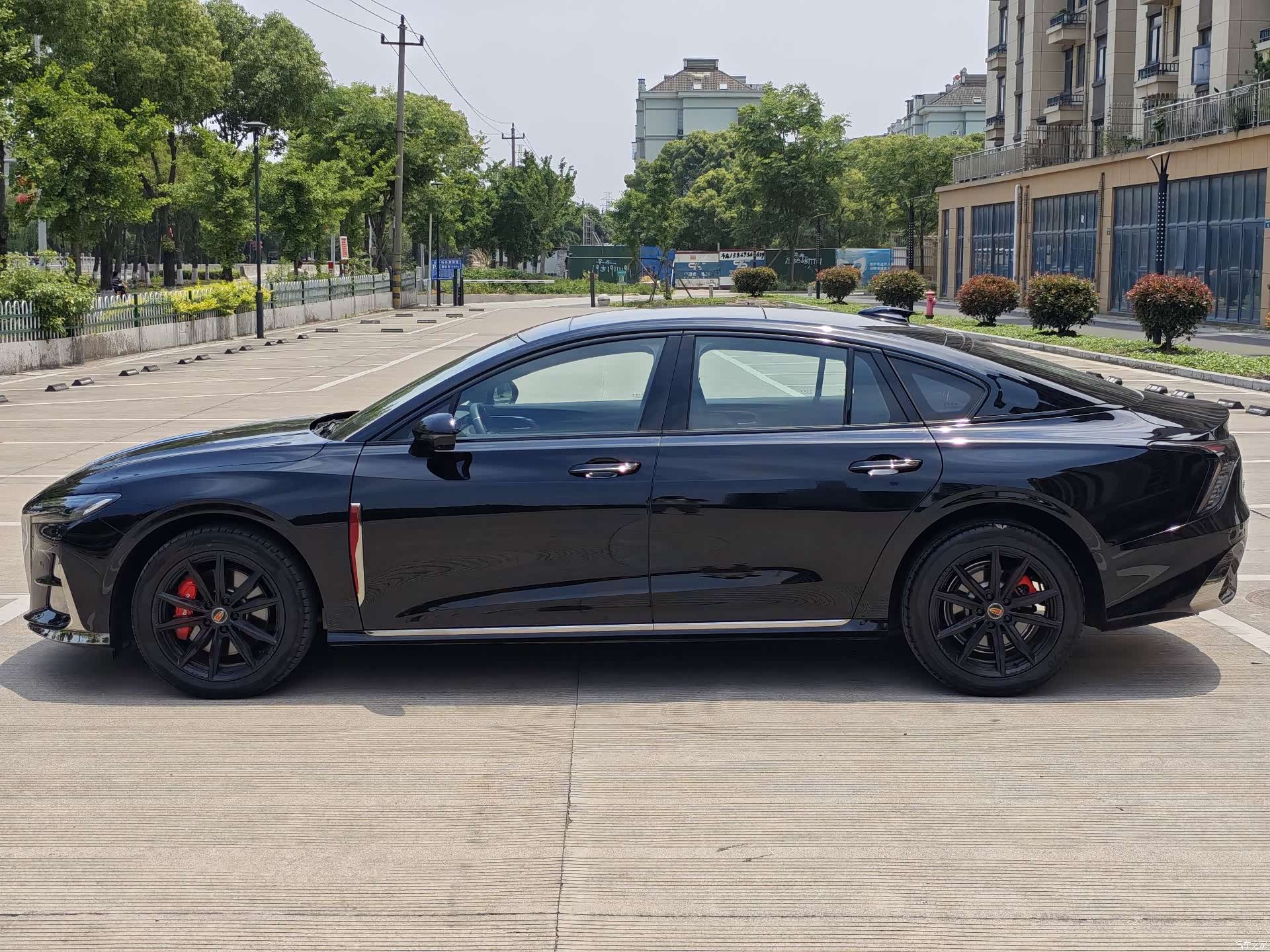 Hongqi H6, 2025 4