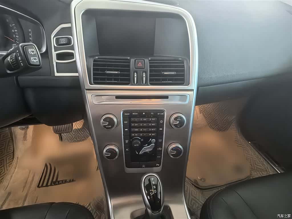 Volvo XC60, 2017 8