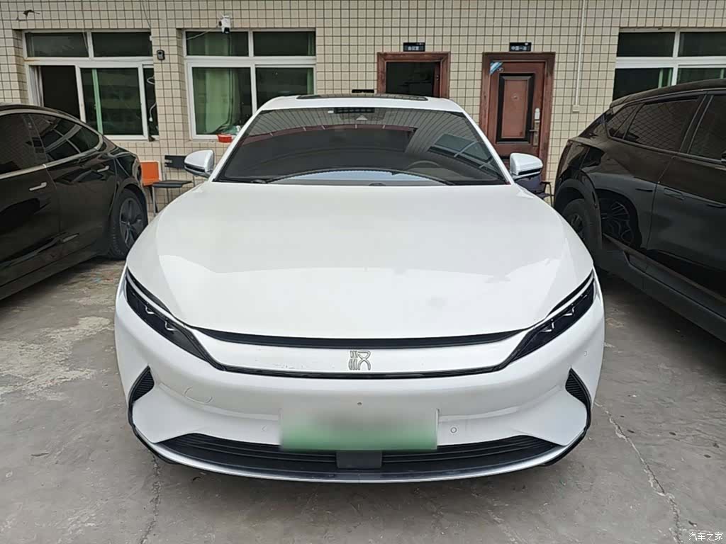 BYD Han, 2023 3