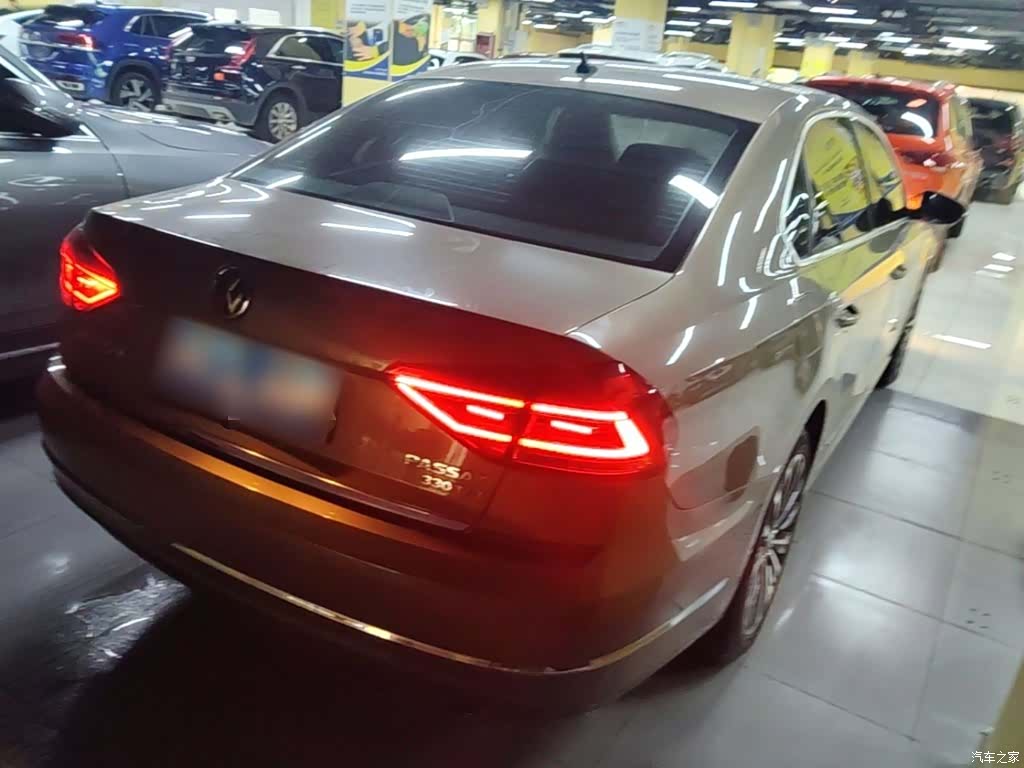 Volkswagen Passat, 2016 7