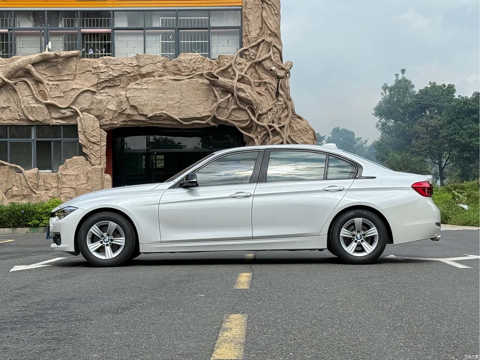 BMW 3 Series, 2016 все фото