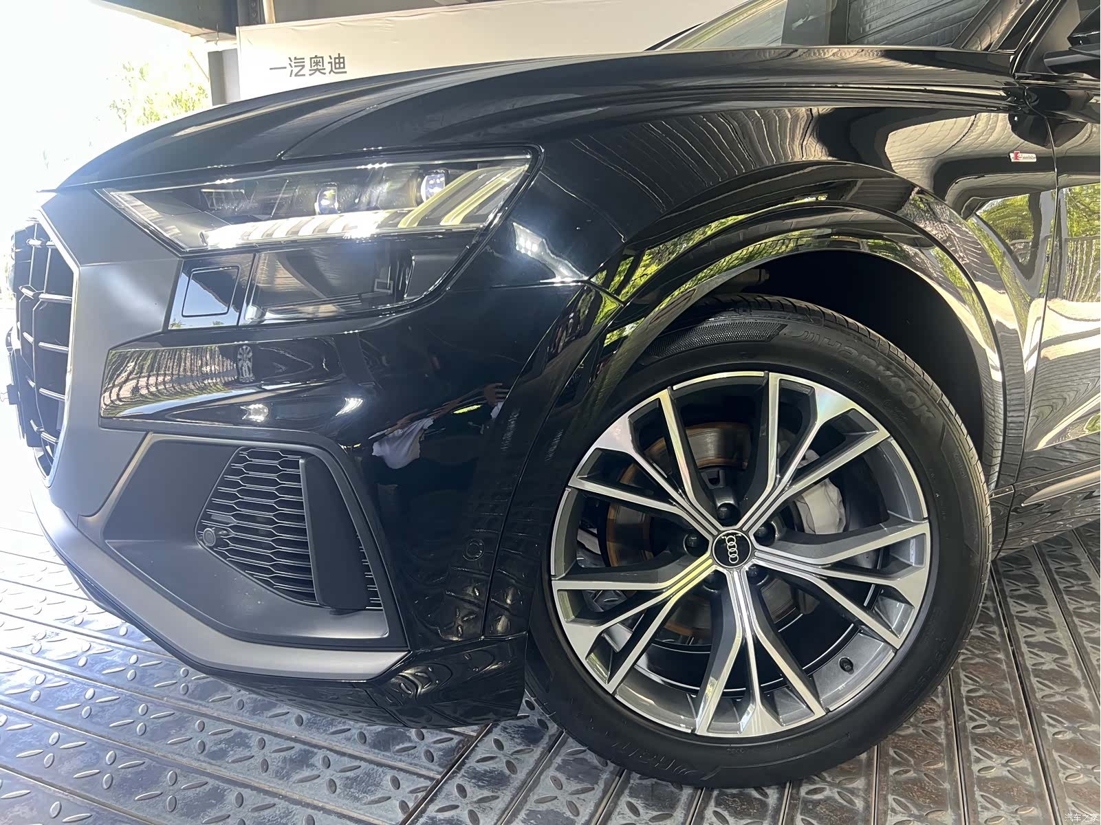Audi Q8, 2023 22