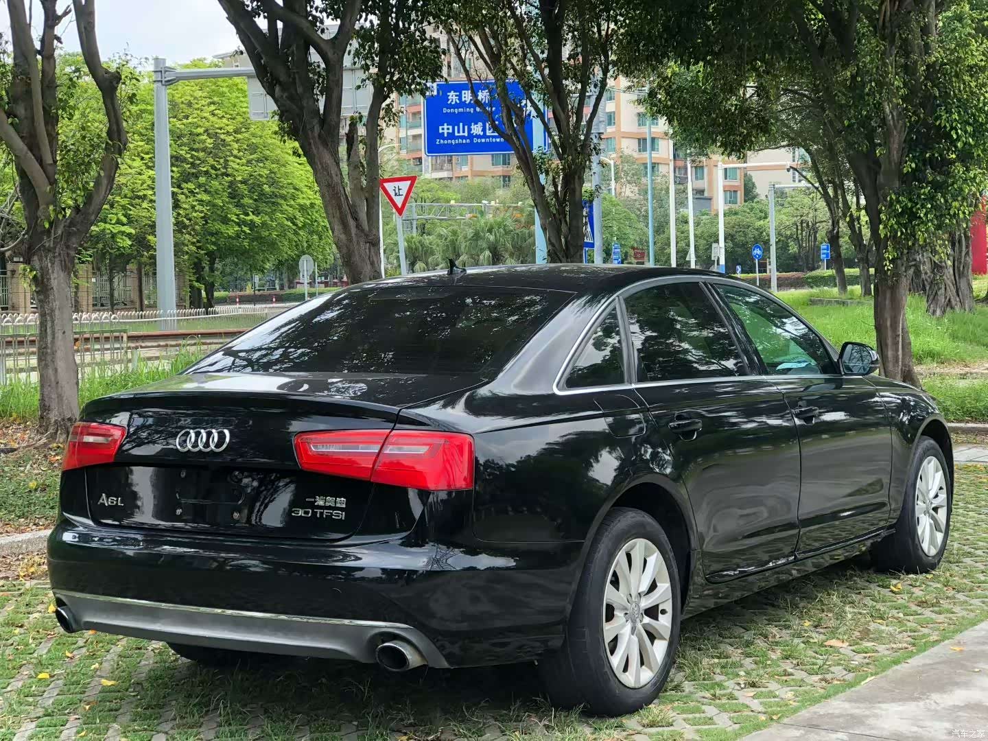 Audi A6L, 2015 6
