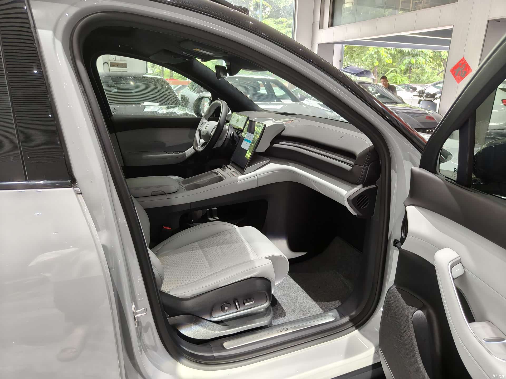 NIO ES6, 2023 6