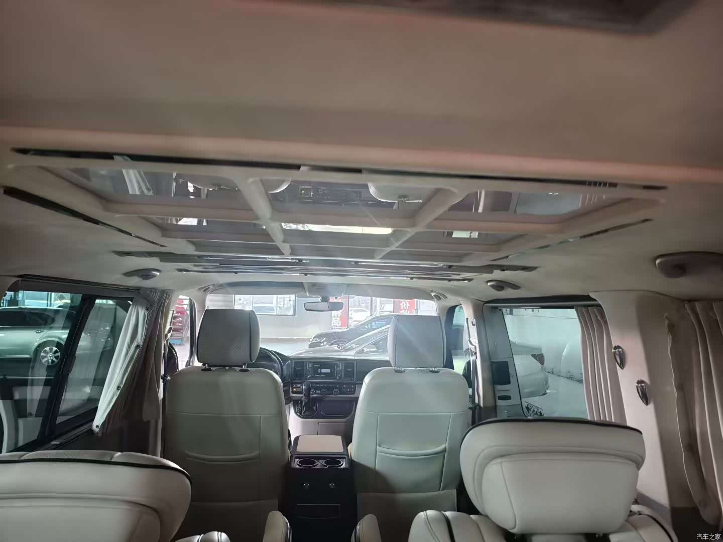 Volkswagen 7, 2021 8