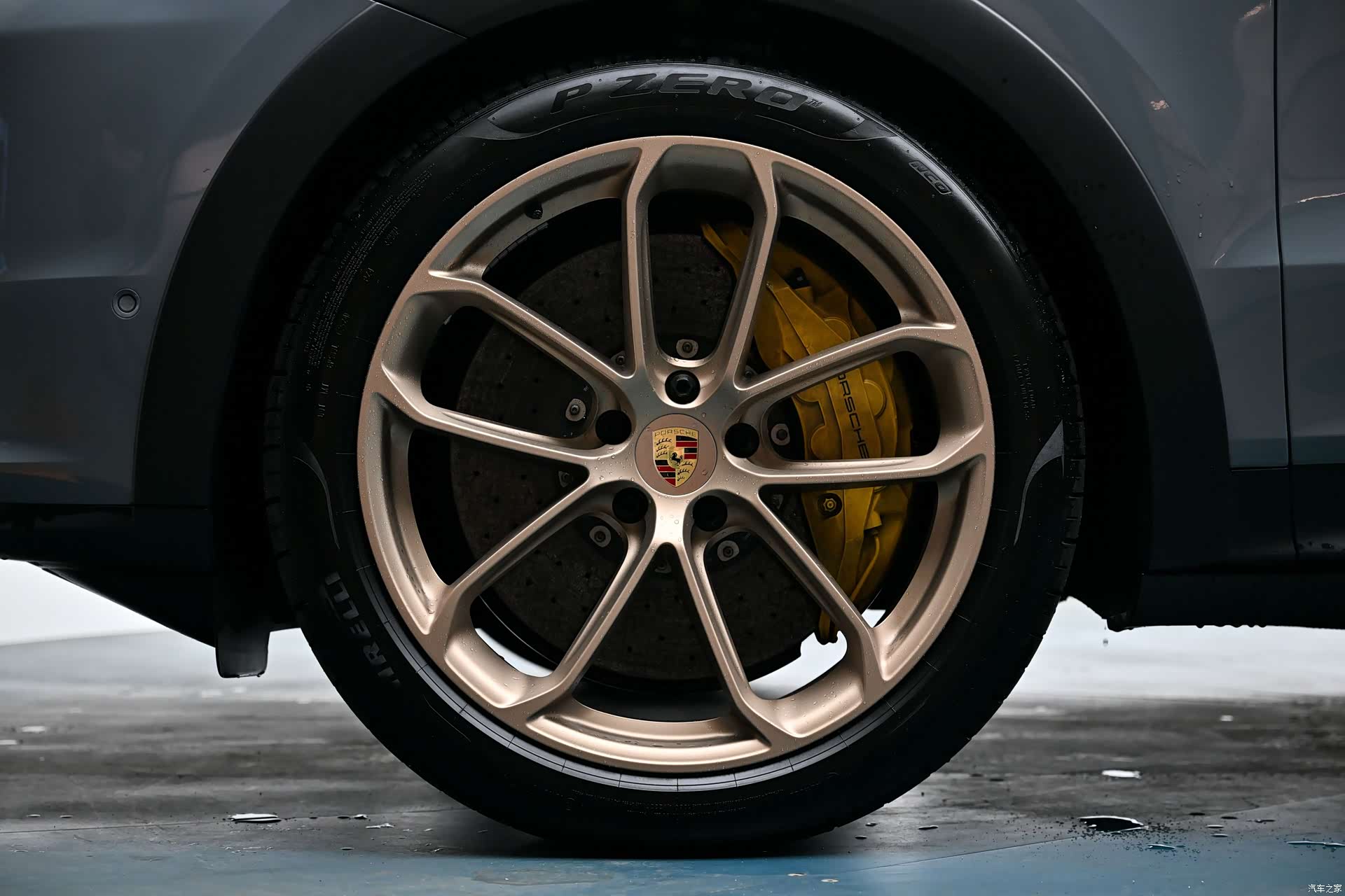 Porsche Cayenne, 2024 10