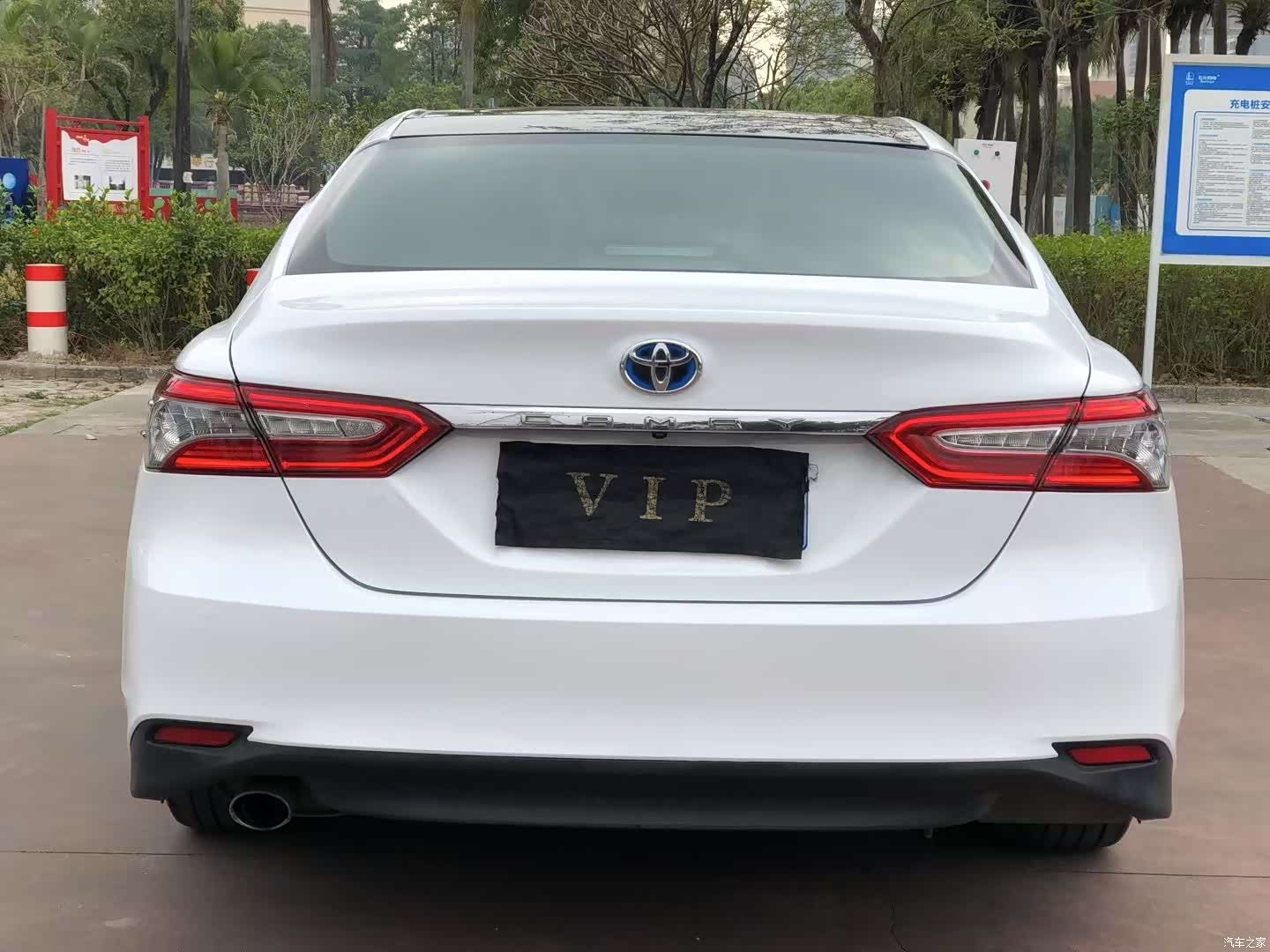 Toyota Camry, 2019 все фото