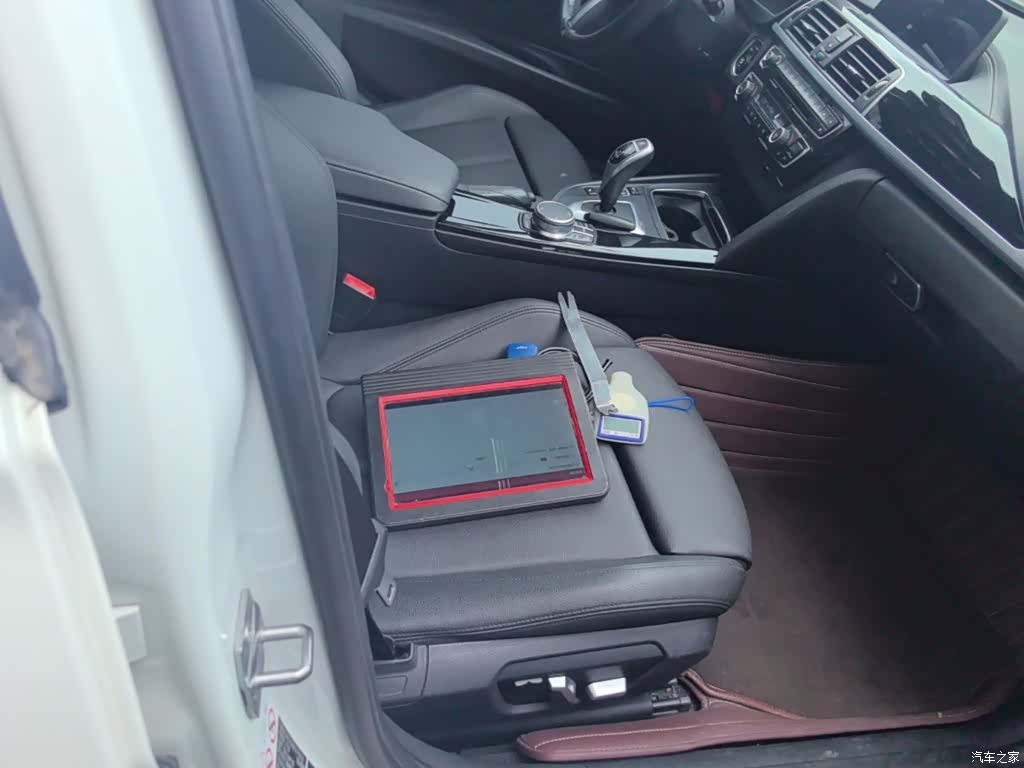 BMW 3 Series, 2019 25