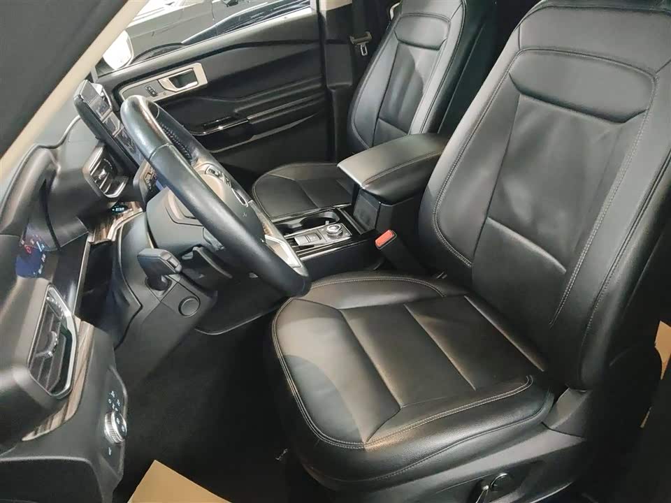Ford Explorer Ford Explorer