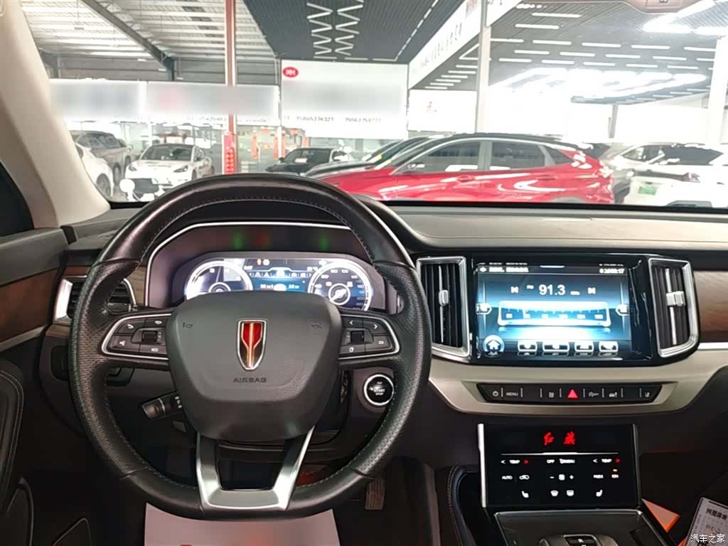 Hongqi HS7, 2021 6