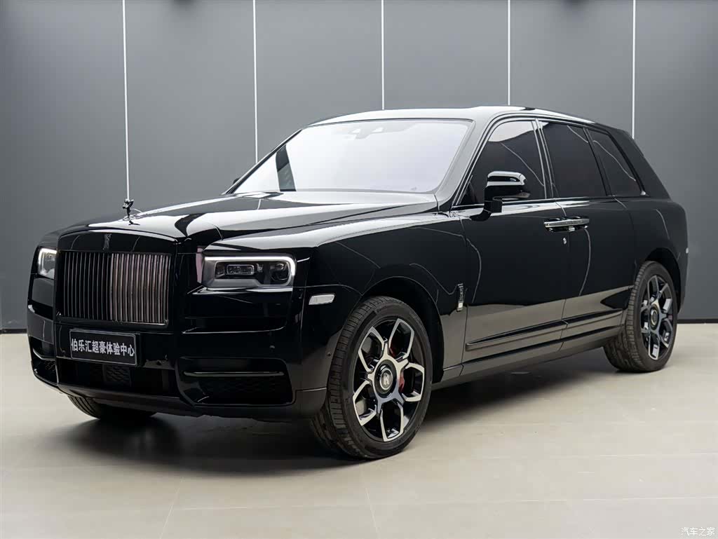 Rolls-Royce Cullinan, 2022 2
