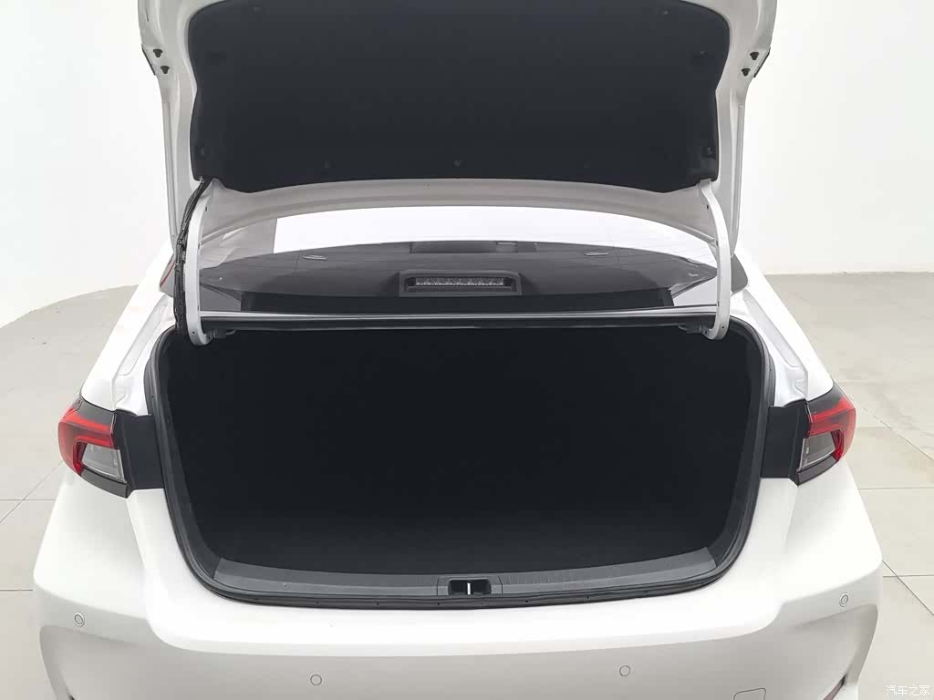 Toyota Allion, 2022 16