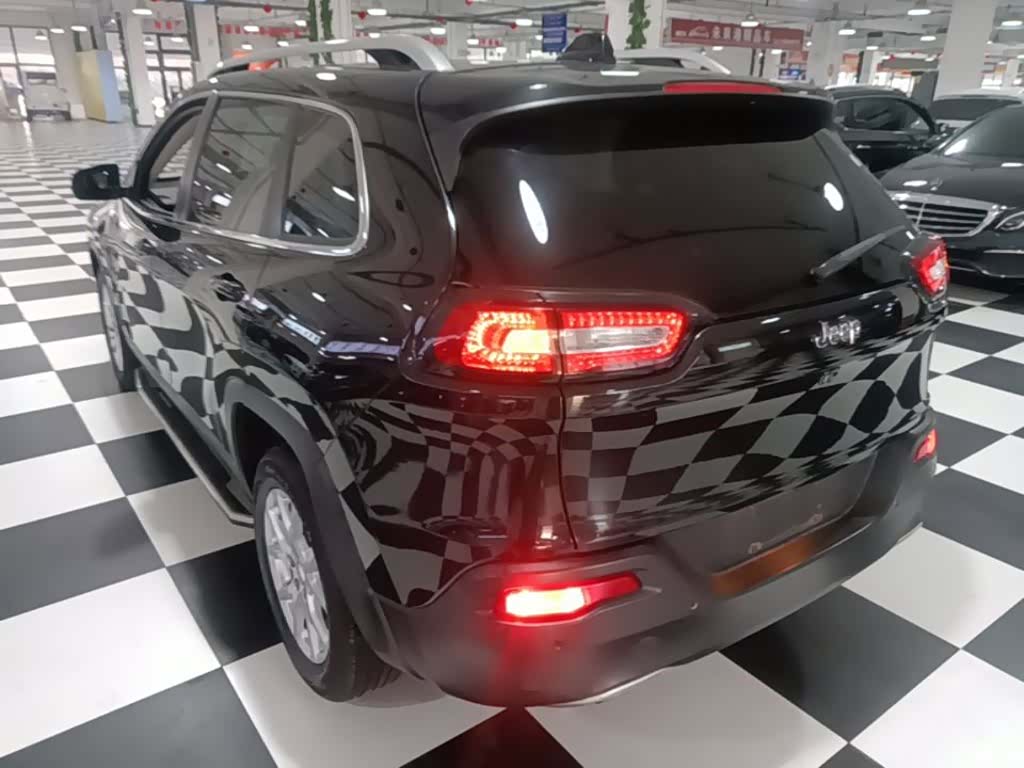 Jeep Cherokee, 2018 все фото