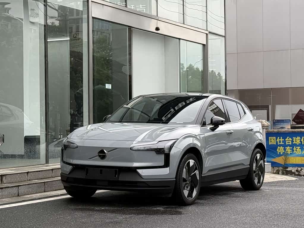 Volvo EX30