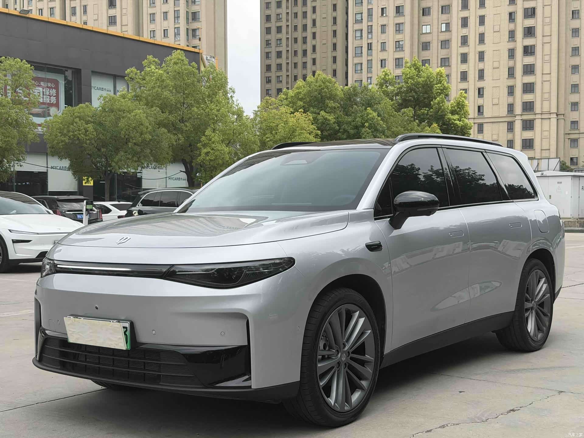 Leapmotor C16