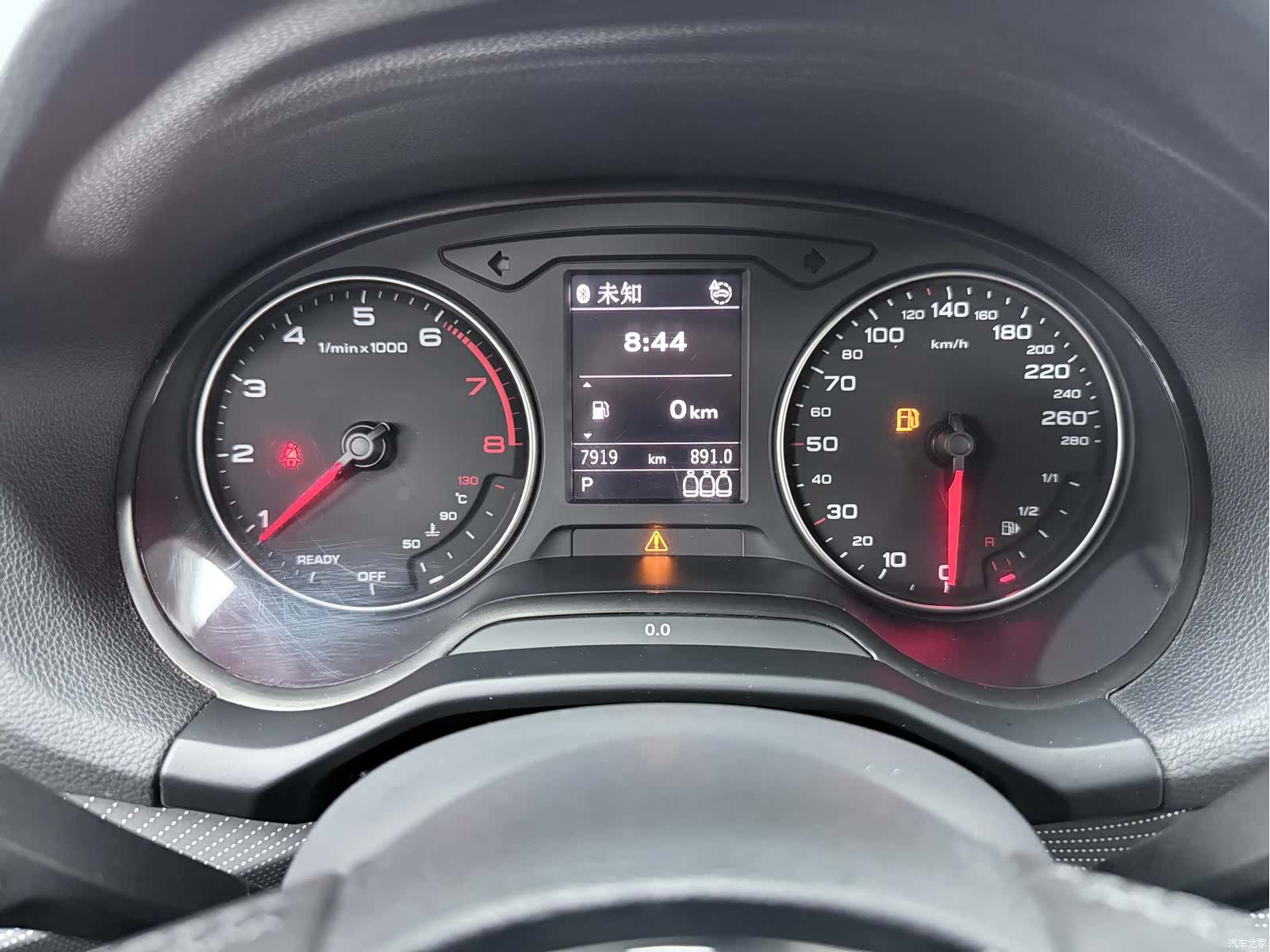 Audi Q2L, 2023 15