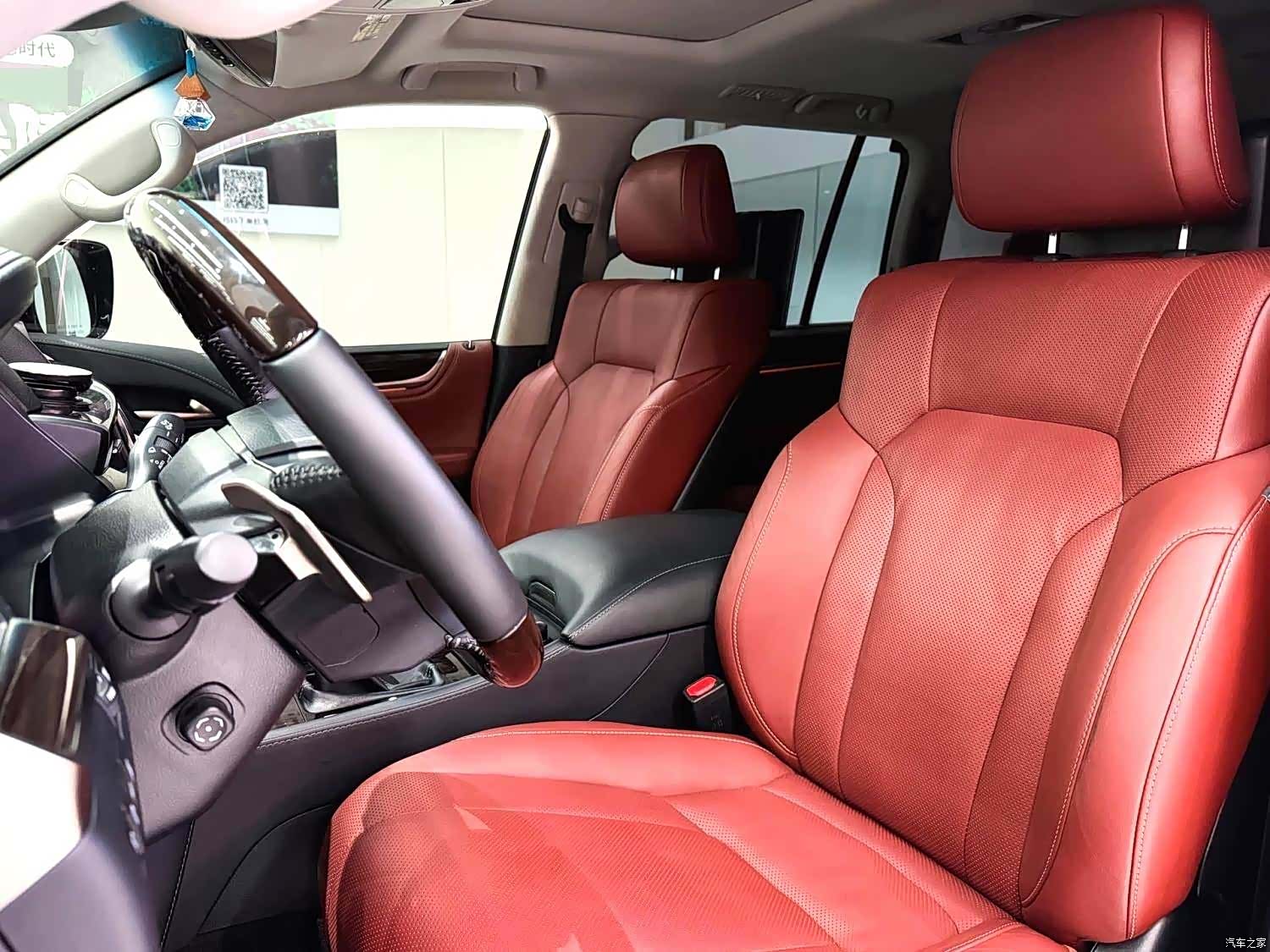 Lexus LX, 2020 7