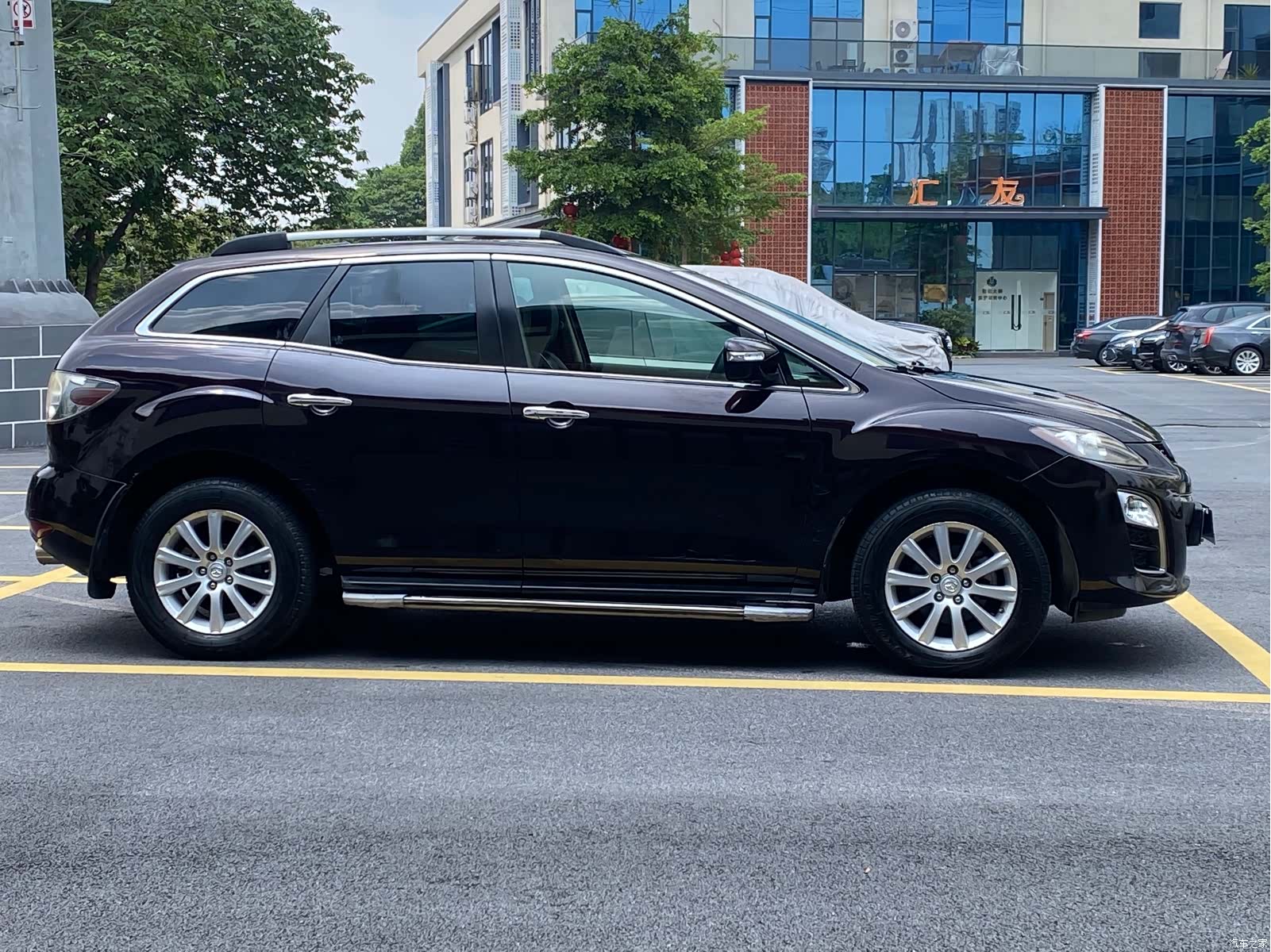 Mazda CX-7, 2011 4