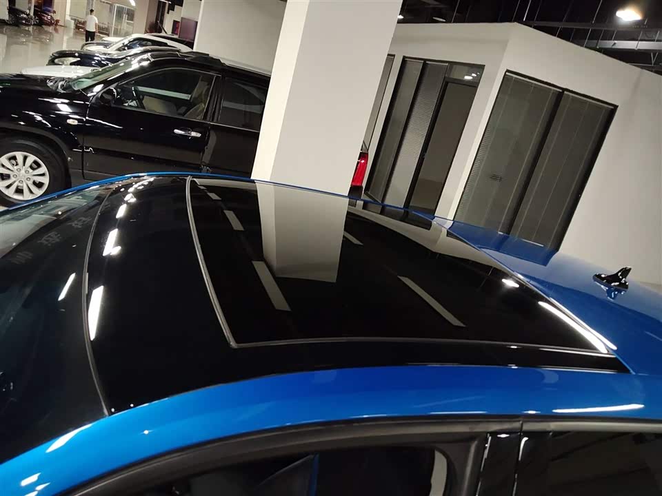 Audi Q2L Audi Q2L