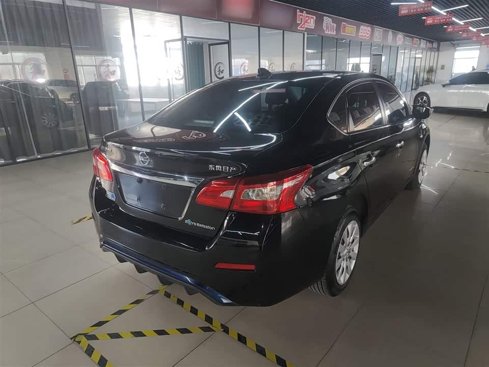 Nissan Sylphy Pure Electric