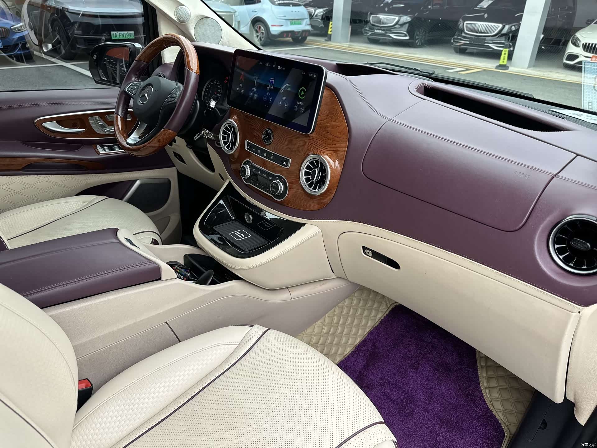 Mercedes-Benz 7, 2021 6